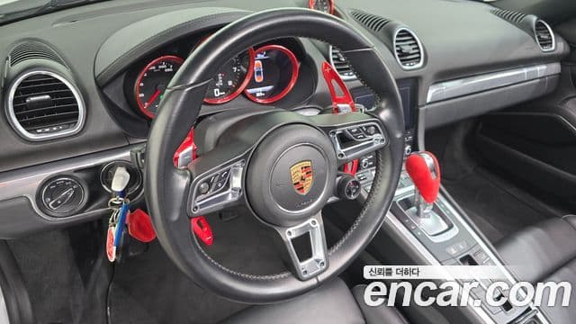 Porsche 718 Boxster 2018 — Фото 13/20