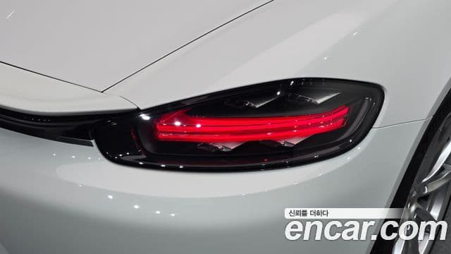 Porsche 718 Boxster 2018 — Şəkil 3/31