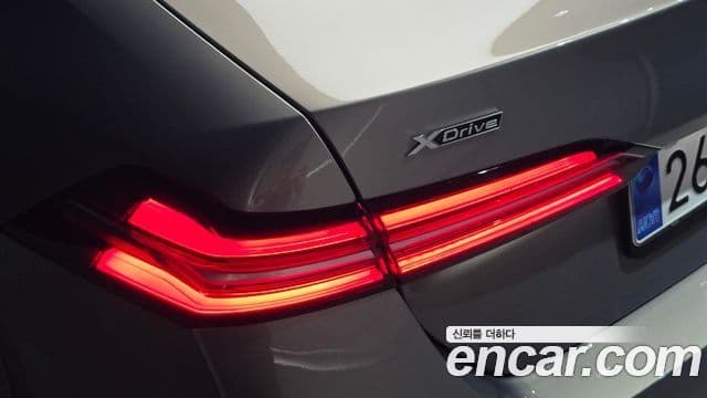 BMW 5 Series 2025 — Photo 5/33