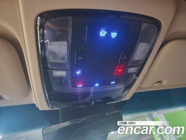 Hyundai Staria 2023 — Фото 16/20