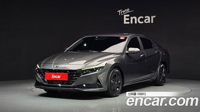Hyundai Avante 2022 — Фото 1/20
