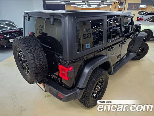 Jeep Wrangler 2024 — Şəkil 3/20