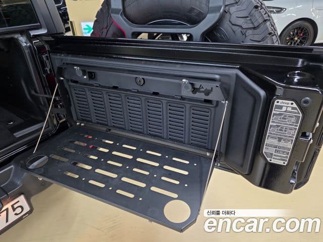 Jeep Wrangler 2024 — Photo 12/20