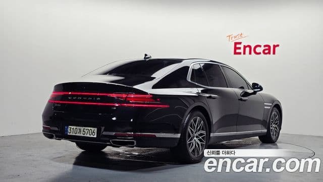 Genesis G90 2022 — Şəkil 2/20