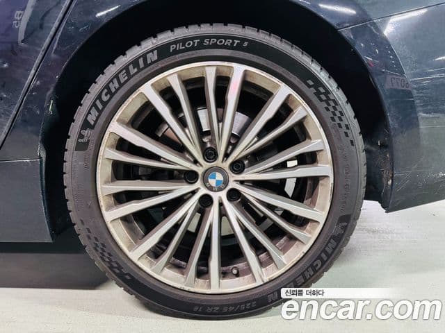 BMW 3 Series 2019 — Şəkil 4/20