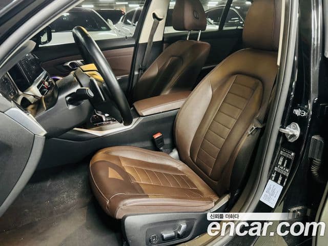 BMW 3 Series 2019 — Şəkil 8/20