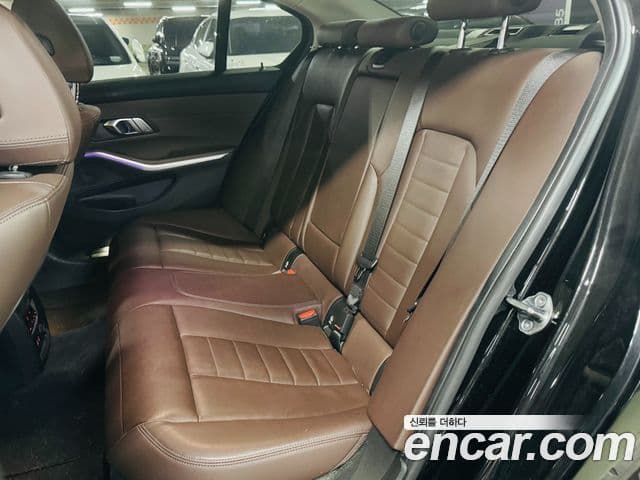 BMW 3 Series 2019 — Şəkil 11/20