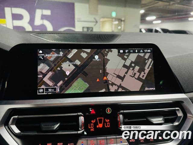 BMW 3 Series 2019 — Şəkil 16/20