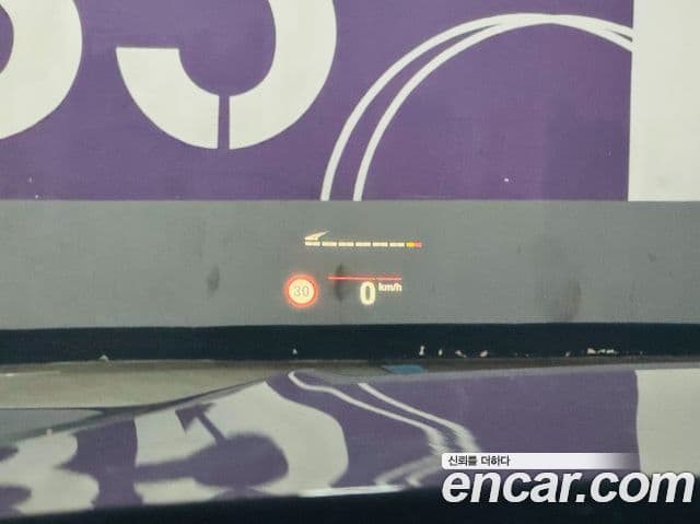 BMW 3 Series 2019 — Şəkil 18/20