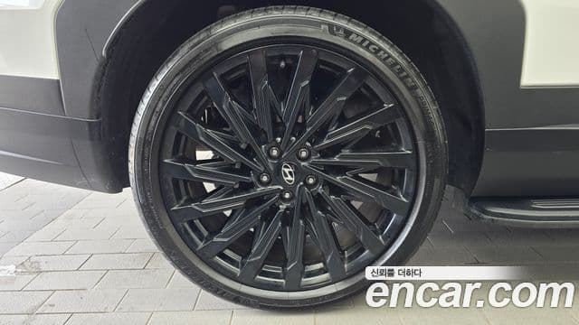 Hyundai Santa Fe 2024 — Photo 30/32