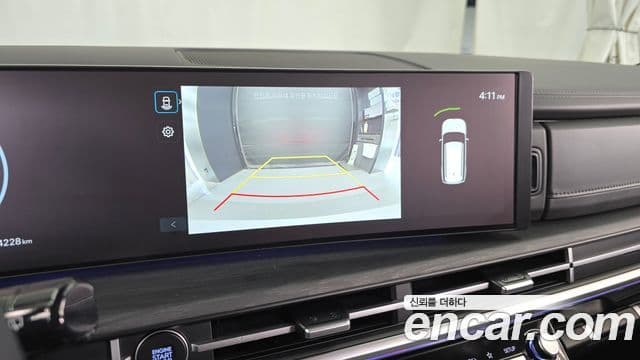 Hyundai Santa Fe 2024 — Photo 17/32