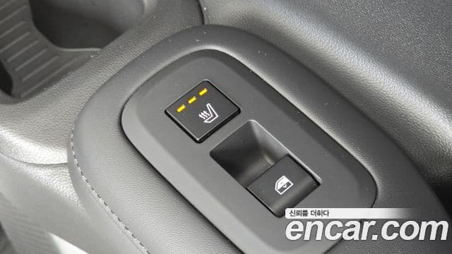 Hyundai Santa Fe 2024 — Photo 7/32