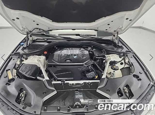 BMW 5 Series 2018 — фото 4 из 19
