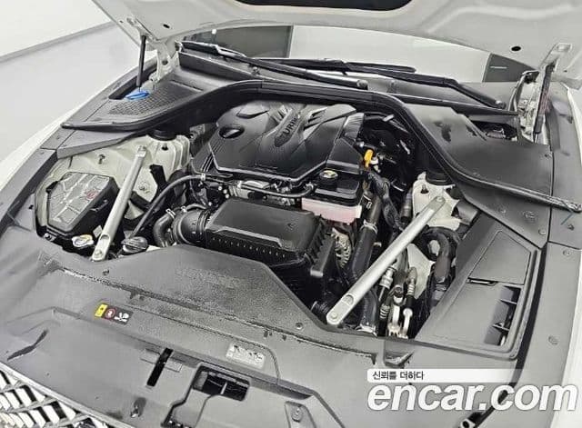 Genesis Electrified G80 2023 — фото 5 из 18
