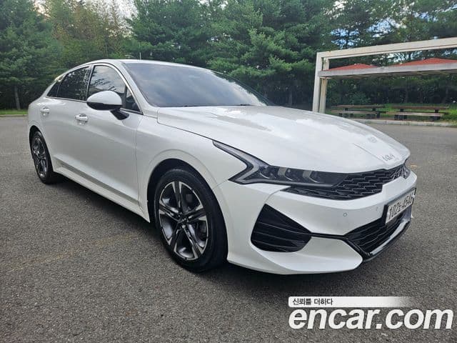 Kia K5 2023 — ფოტო 2/20