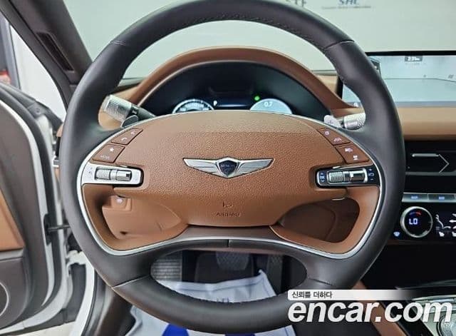 Genesis Electrified G80 2022 — фото 9 из 20