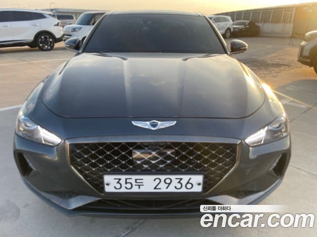 Genesis G70 2019 — ფოტო 1/20