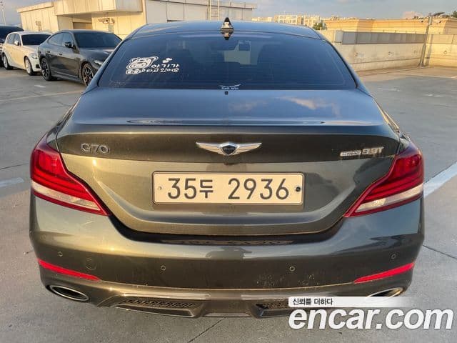 Genesis G70 2019 — ფოტო 4/20