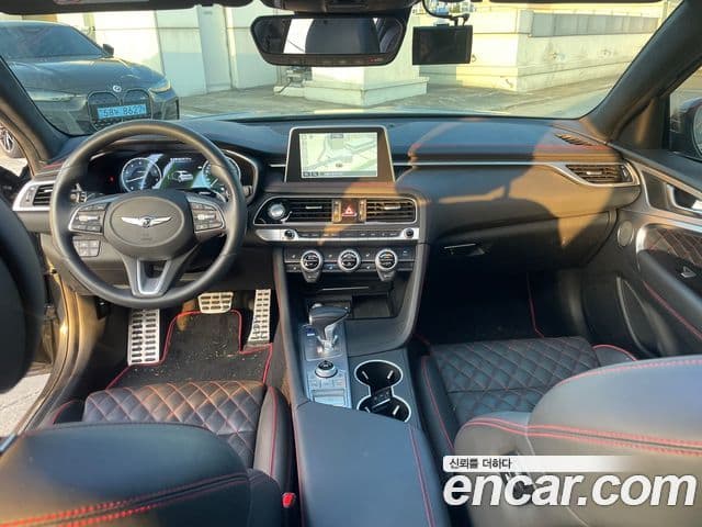Genesis G70 2019 — ფოტო 14/20