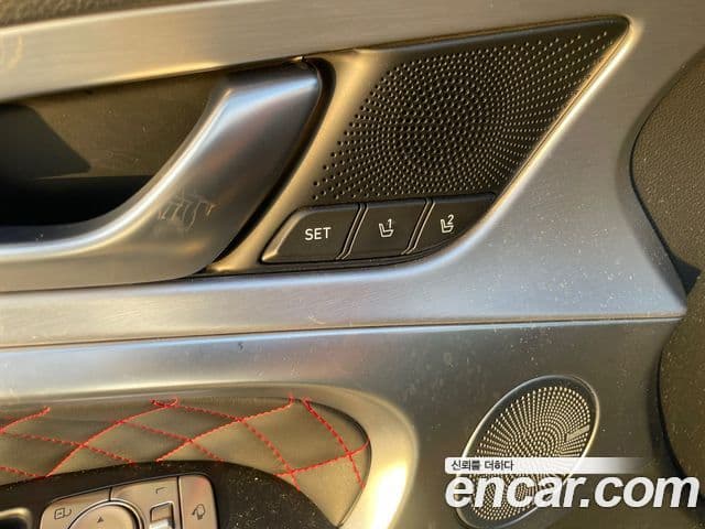 Genesis G70 2019 — ფოტო 17/20