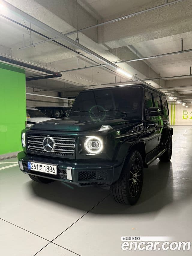 Mercedes-Benz G-Class 2024 — Photo 8/10