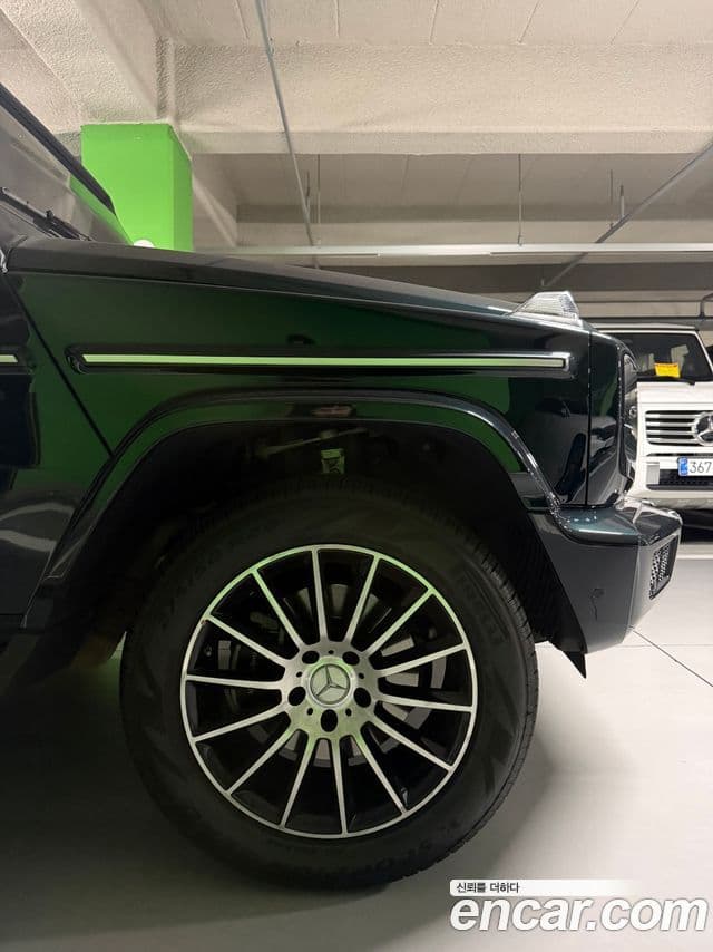 Mercedes-Benz G-Class 2024 — Photo 7/10