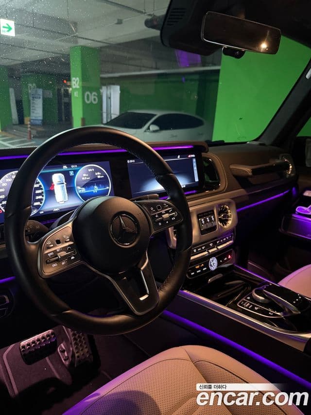 Mercedes-Benz G-Class 2024 — Photo 6/10