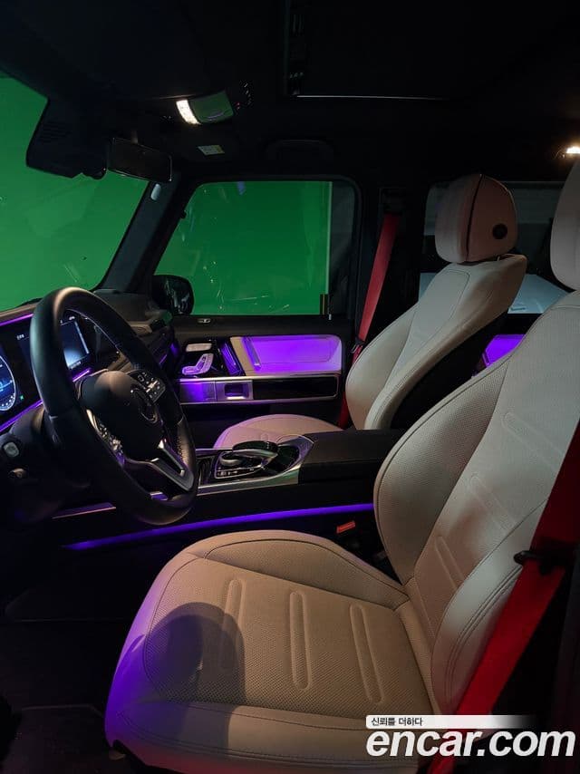 Mercedes-Benz G-Class 2024 — Photo 4/10