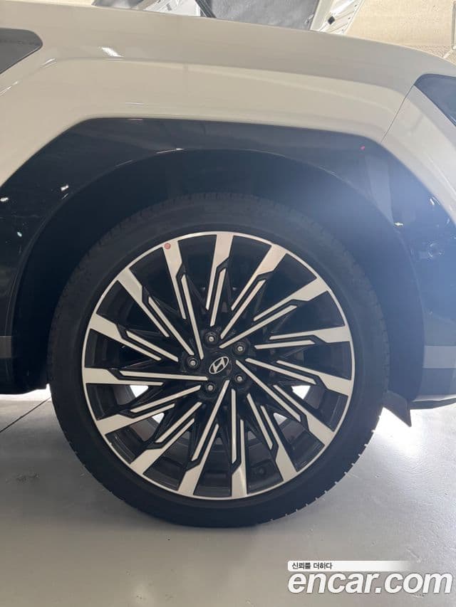 Hyundai Santa Fe 2023 — Şəkil 7/14