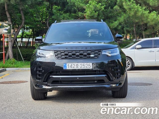 Land Rover Discovery 5 2025 — Фото 2/20