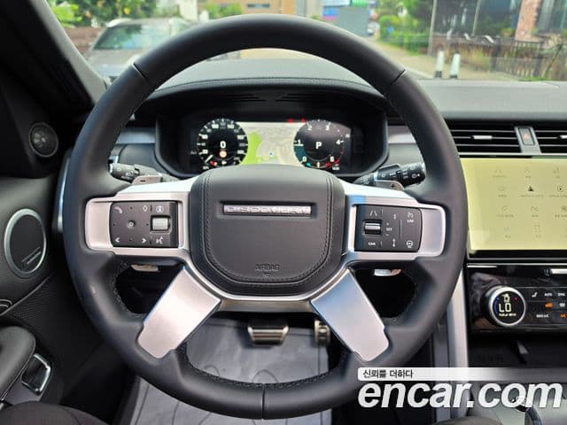 Land Rover Discovery 5 2025 — Фото 5/20