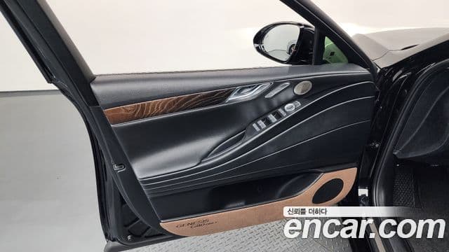 Genesis G80 2020 — Photo 35/37