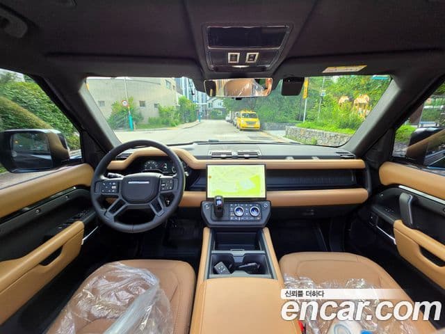 Land Rover Defender 2026 — фото 6 из 20
