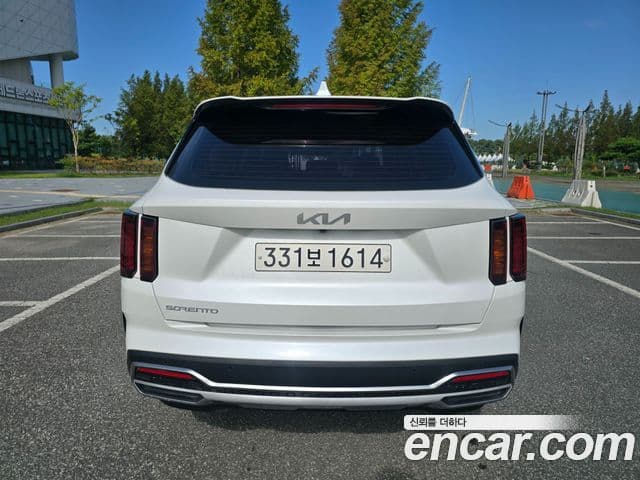 Kia Sorento 2022 — фото 4 из 20