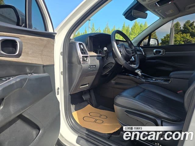 Kia Sorento 2022 — фото 14 из 20