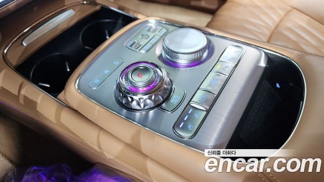 Genesis G90 2022 — Şəkil 9/20