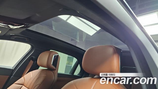 BMW 7 Series 2025 — ფოტო 16/20