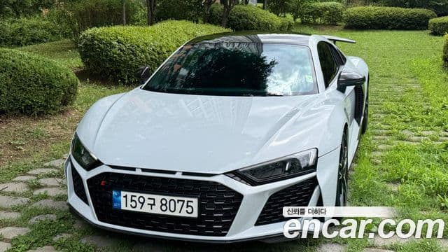 Audi R8 2022 — ფოტო 3/15