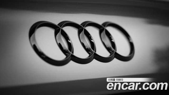 Audi R8 2022 — ფოტო 14/15