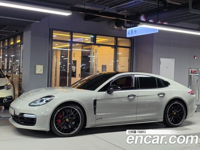 Porsche Panamera 2020 — Photo 20/20