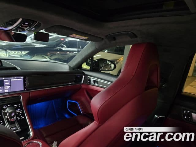 Porsche Panamera 2020 — Photo 18/20