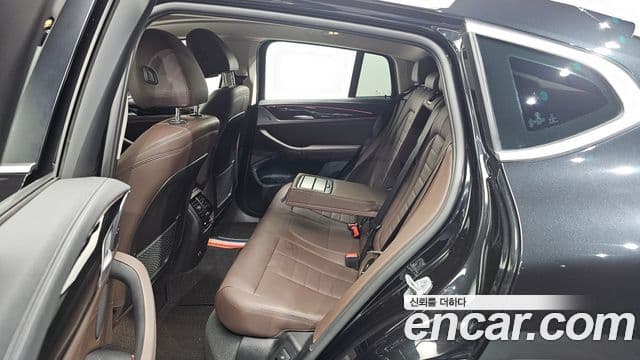 BMW X4 2023 — ფოტო 12/20