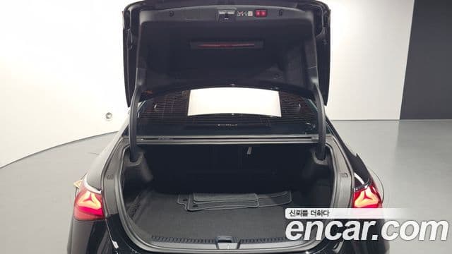 Mercedes-Benz E-Class 2024 — Şəkil 4/33