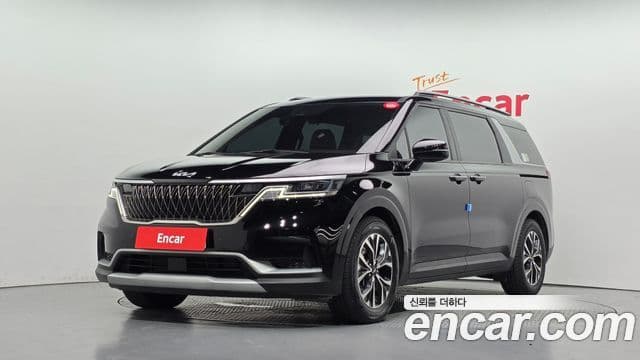 Kia Carnival 2021 — Фото 1/20