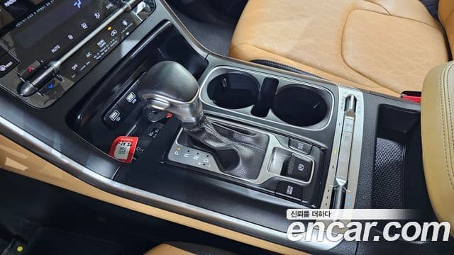 Kia Carnival 2021 — Фото 9/20