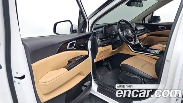 Kia Carnival 2021 — Фото 10/20