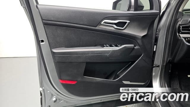 Kia Sportage 2023 — ფოტო 20/30