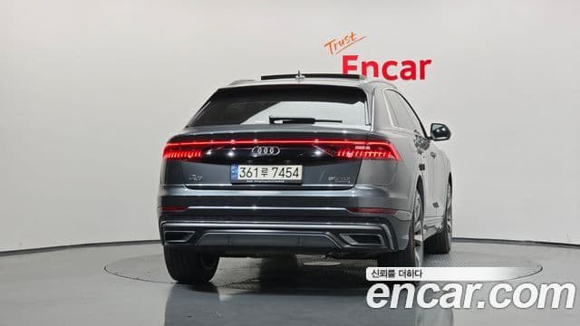 Audi Q7 2021 — Şəkil 4/20