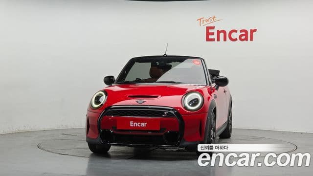Mini Cooper S Convertible 2021 — Фото 2/20