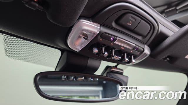 Mini Cooper S Convertible 2021 — Фото 17/20